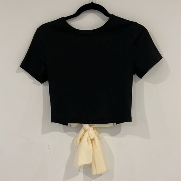 SHEIN Privé Black Tie Back Round Neck Rib Knit Crop top size Medium - Picture 6 of 9